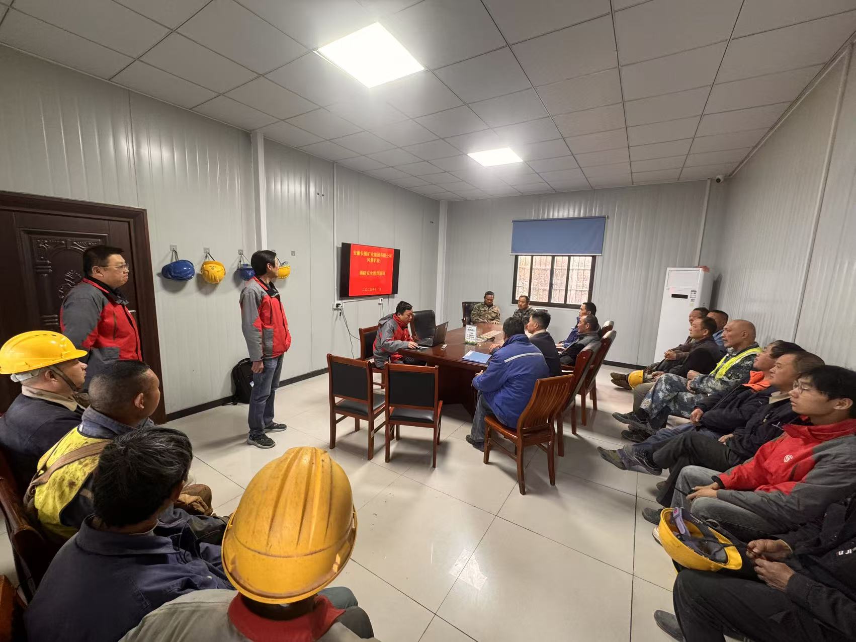 1764313454132580.jpg 1764313454132580.jpg